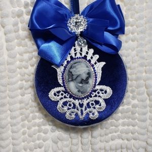 Victorian Exclusive Christmas Ornaments